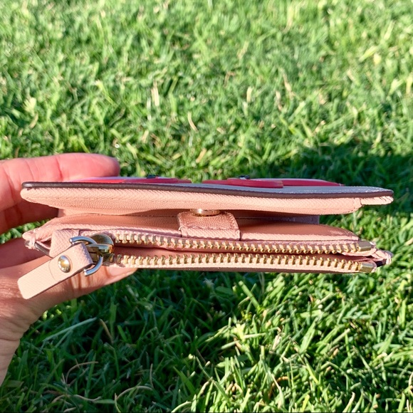 Kate Spade Flamingo By The Pool Zip Bifold Wallet - Picture 4 of 8